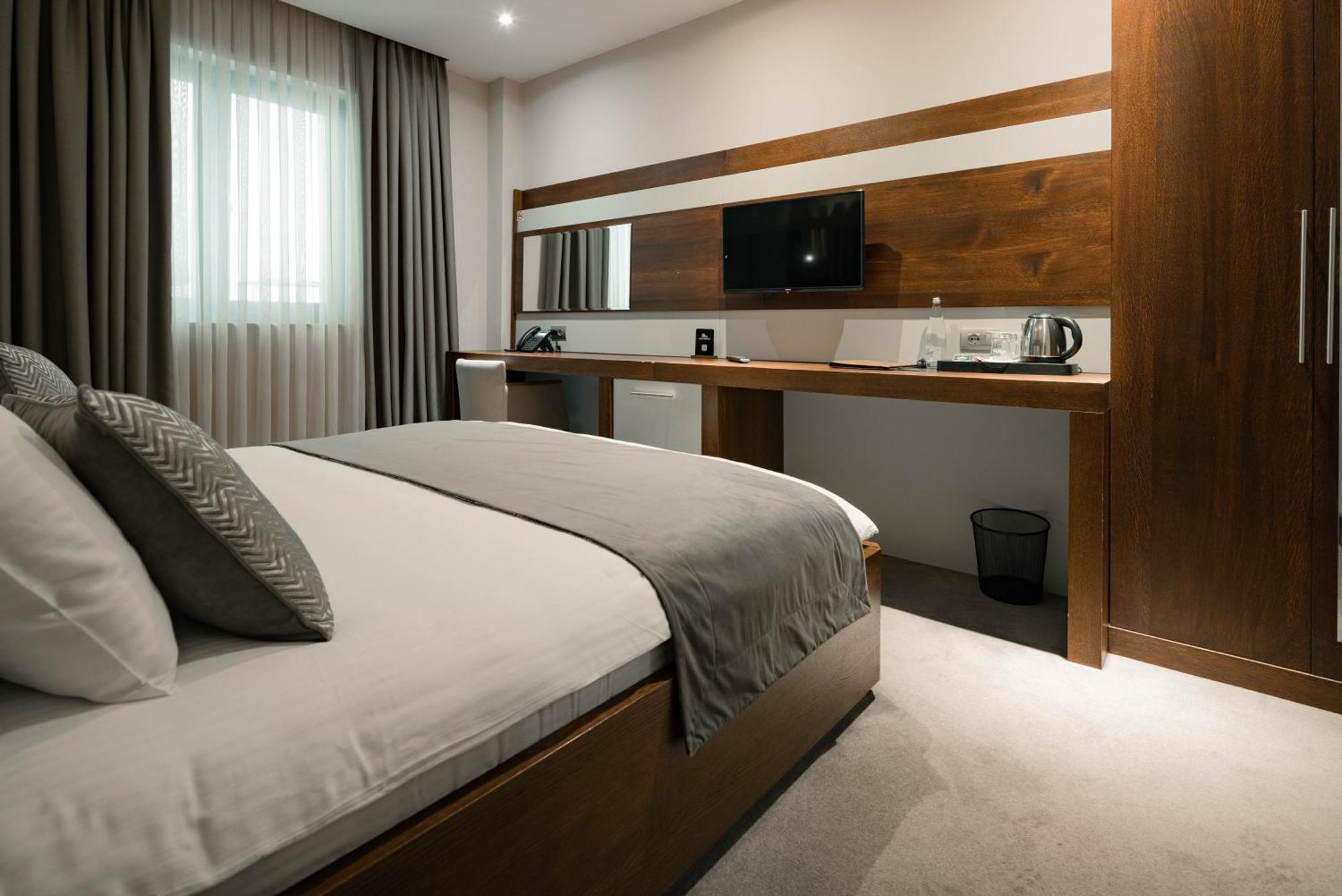 Hotel Prishtina Pristina Eksteriør bilde